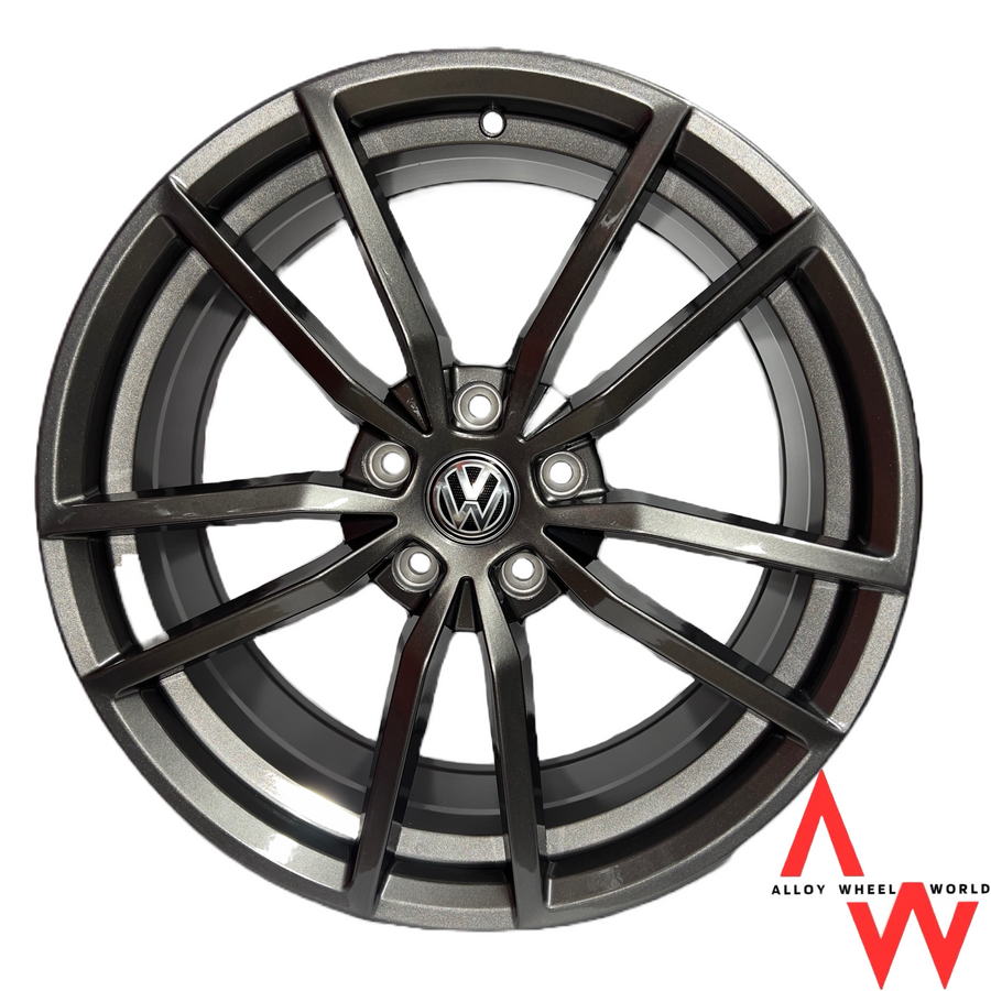18" VW Petoria Gunmetal Gloss alloy wheel